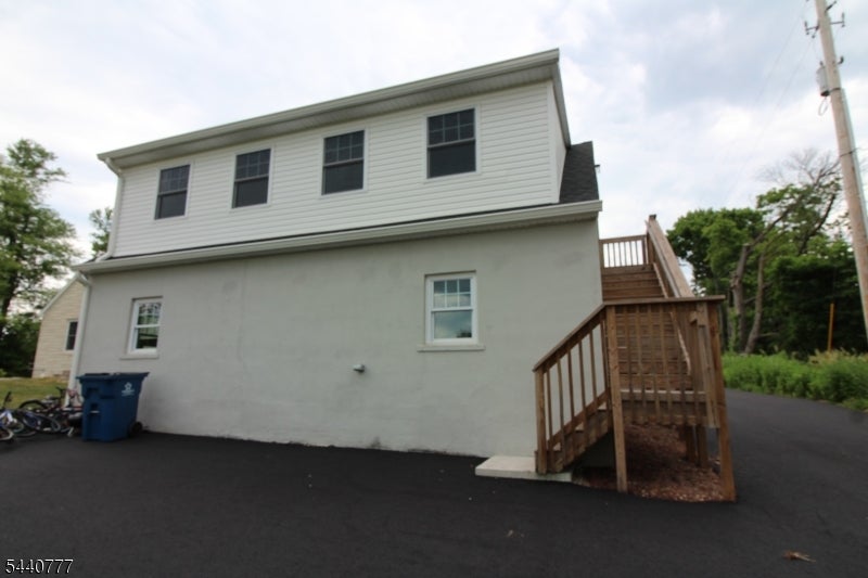 1058 State Highway12