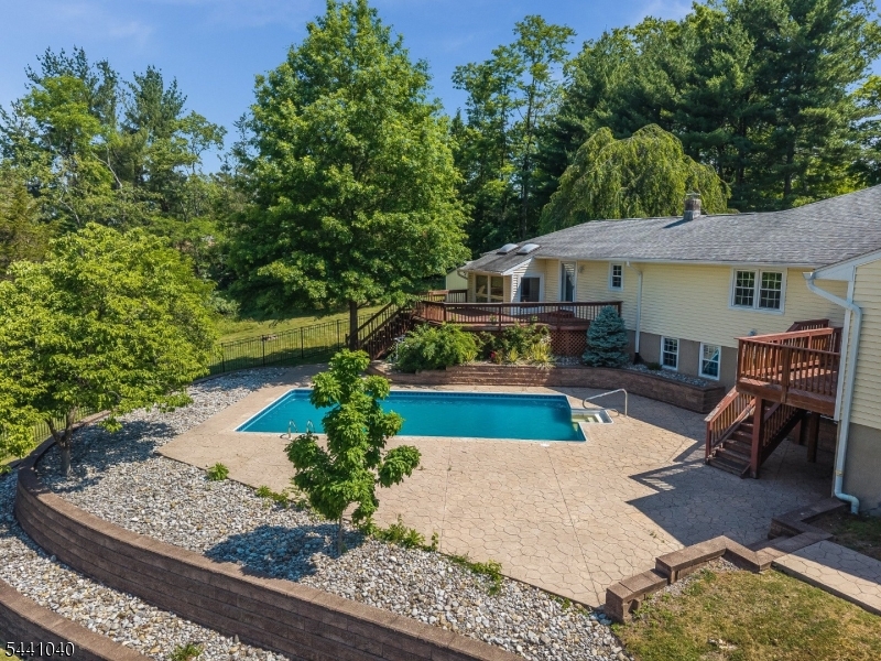 159 Old Clinton Rd