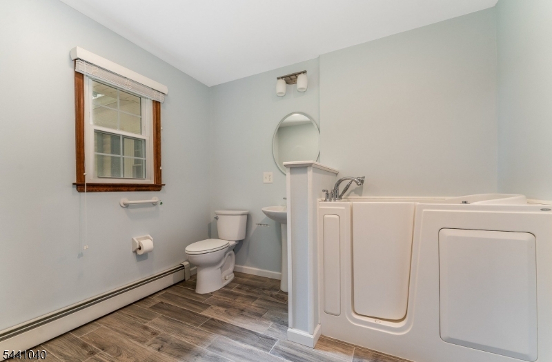 159 Old Clinton Rd