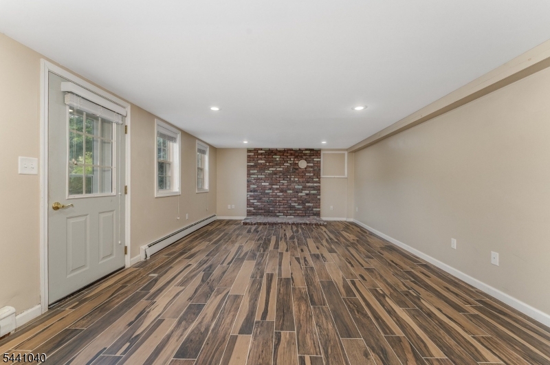 159 Old Clinton Rd