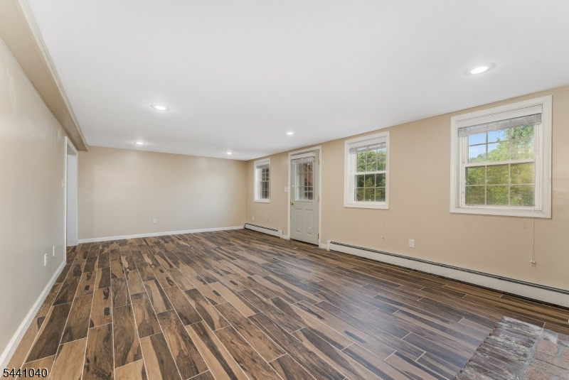 159 Old Clinton Rd