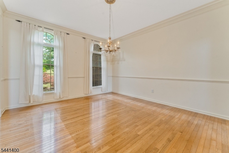 3 Stark Ct