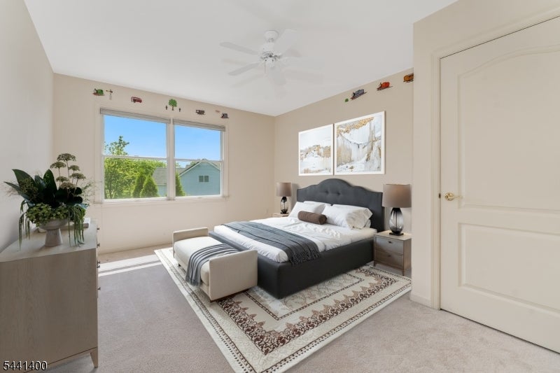 3 Stark Ct
