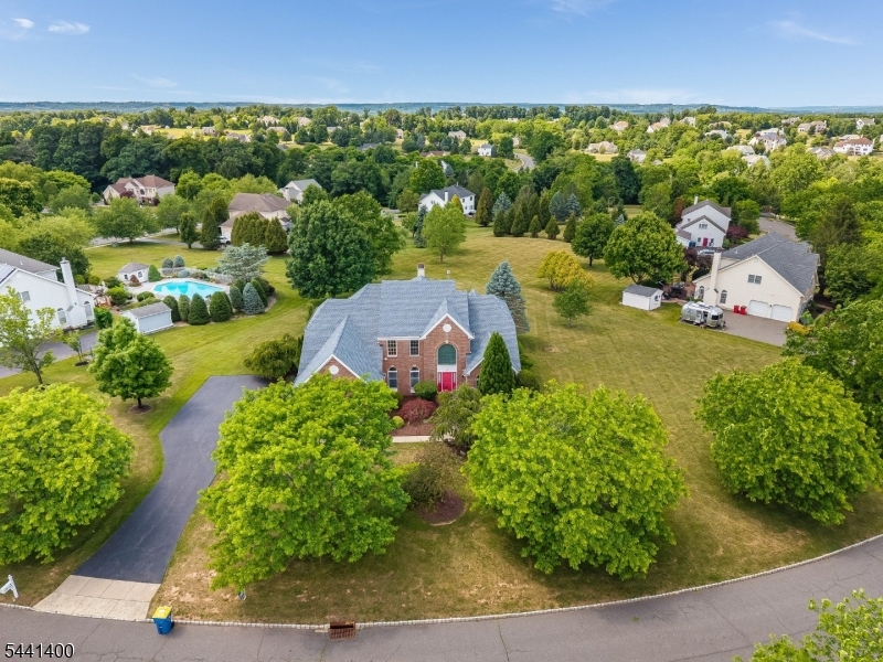3 Stark Ct