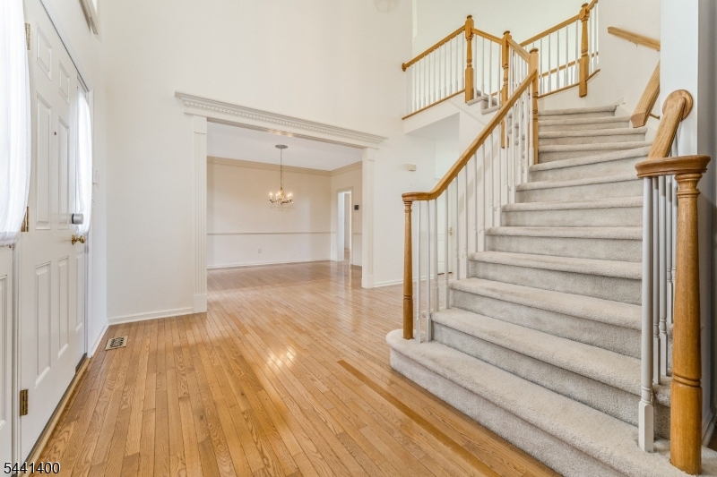 3 Stark Ct