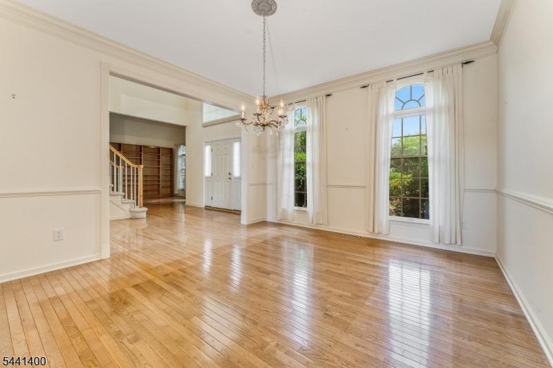 3 Stark Ct