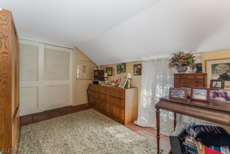 40 Sergeantsville Road