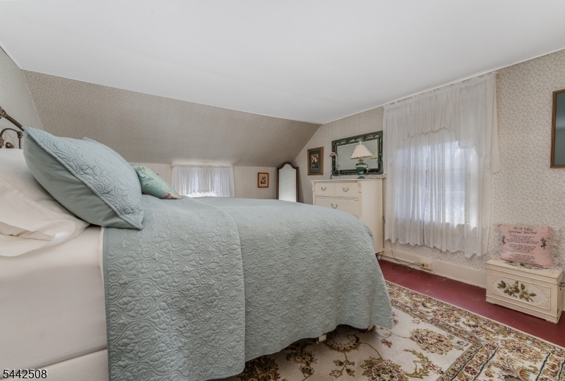 40 Sergeantsville Road