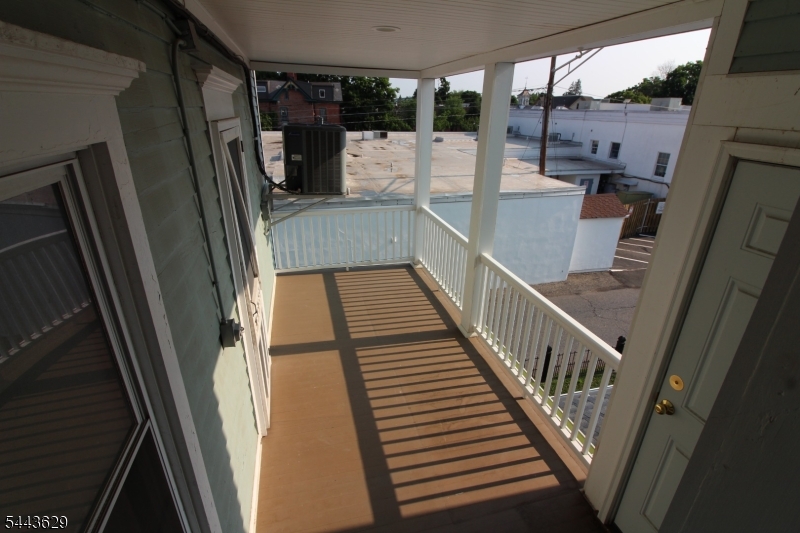 16 Main St 2N