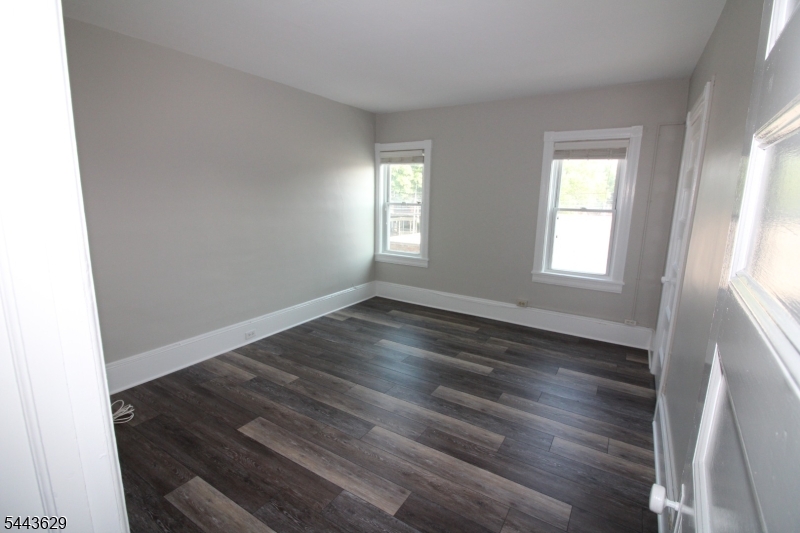 16 Main St 2N