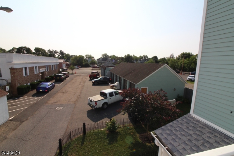 16 Main St 2N