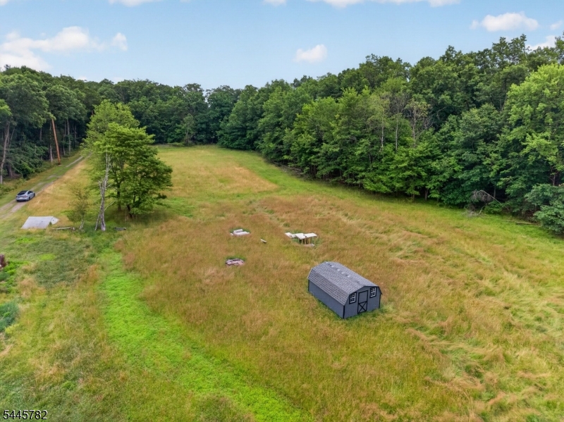 41 FEATHERBED LANE