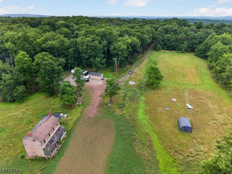 41 FEATHERBED LANE