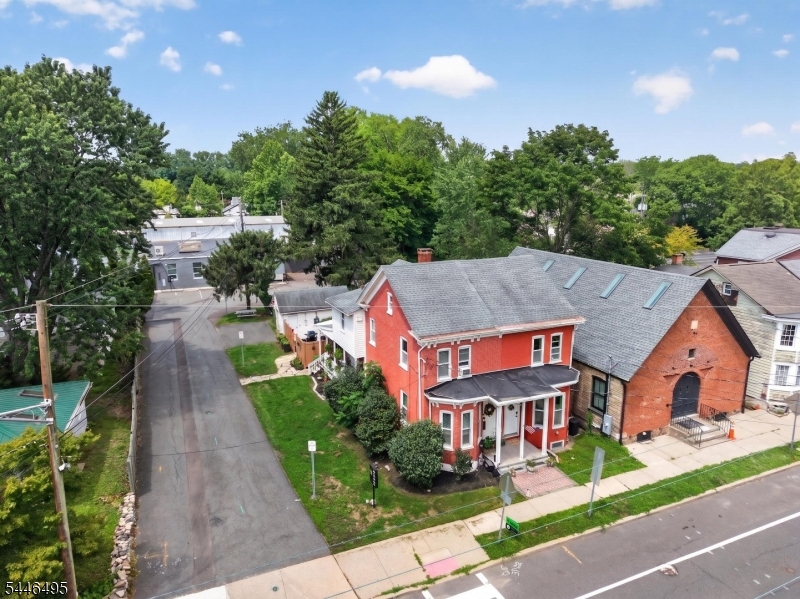 245 N Main St