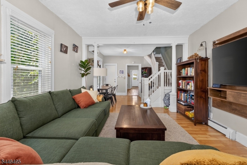 245 N Main St