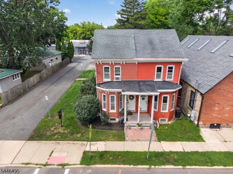 245 N Main St