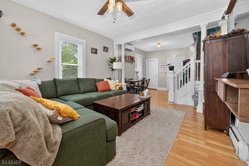 245 N Main St