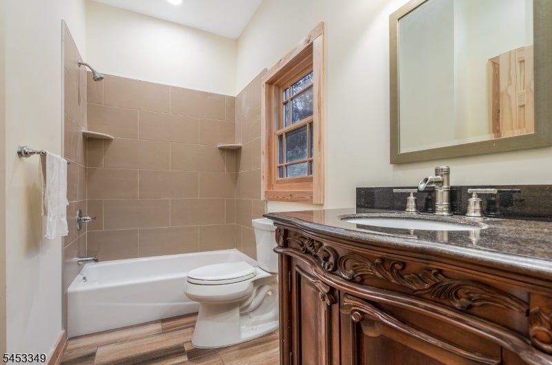 13 Johnston Dr A