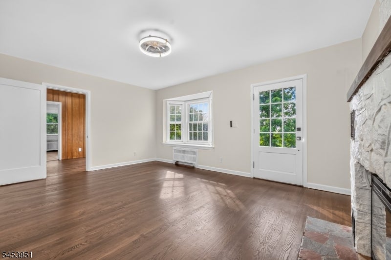 28 Dogwood Ln