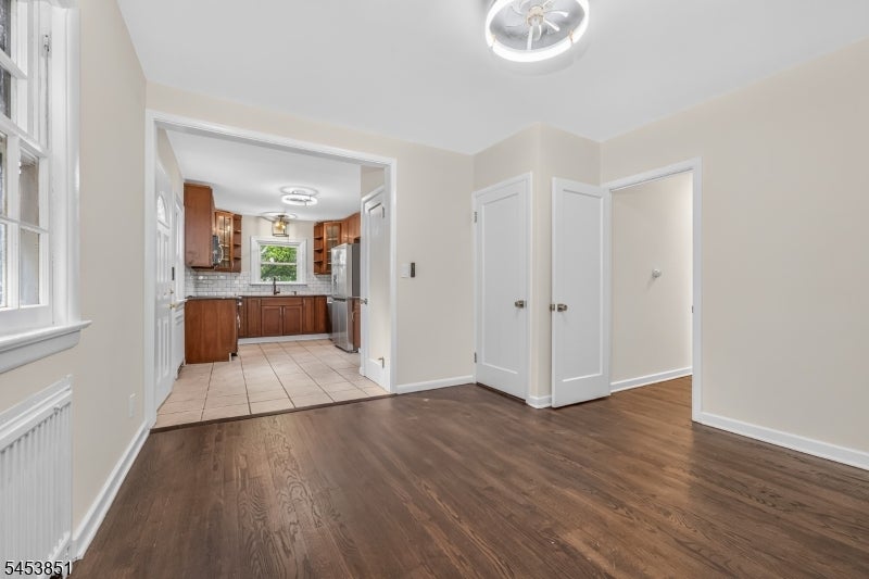 28 Dogwood Ln
