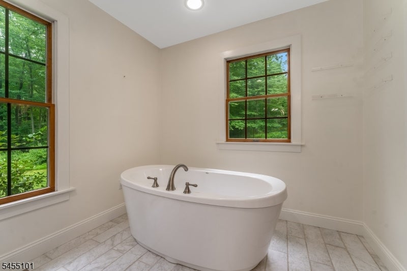 21 Finn Rd