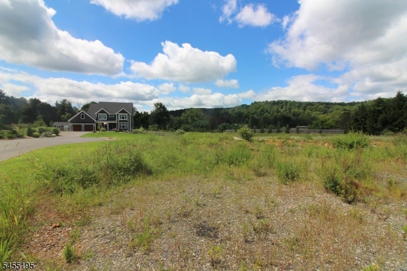 4 Wade Farm Rd