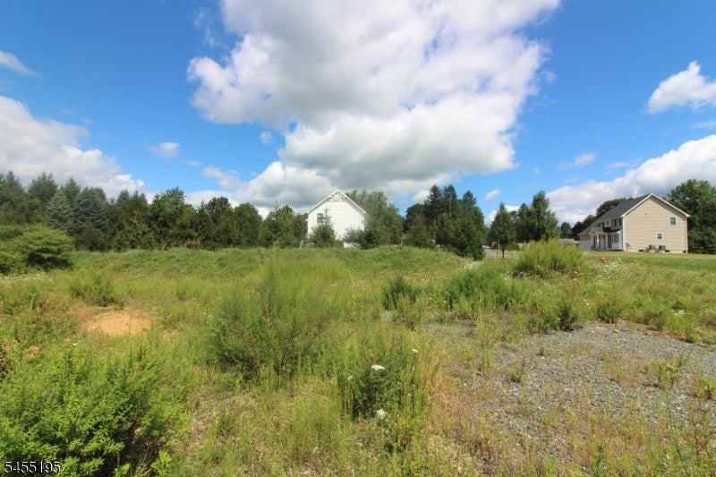 4 Wade Farm Rd