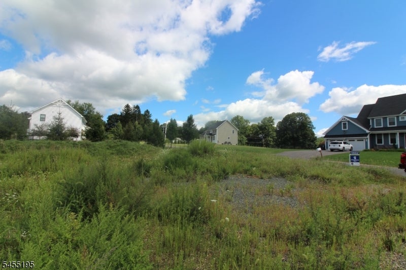 4 Wade Farm Rd