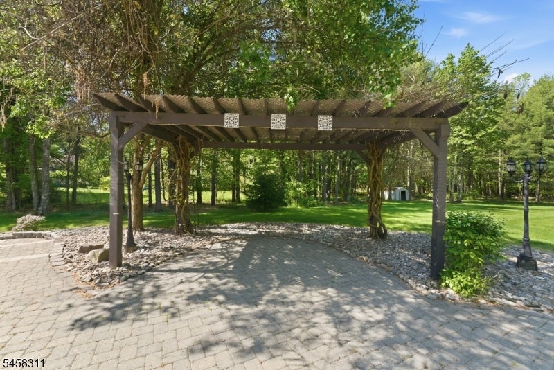 97 UNION ROAD