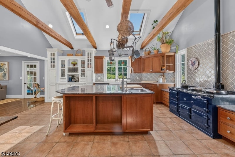 79 Perryville Rd