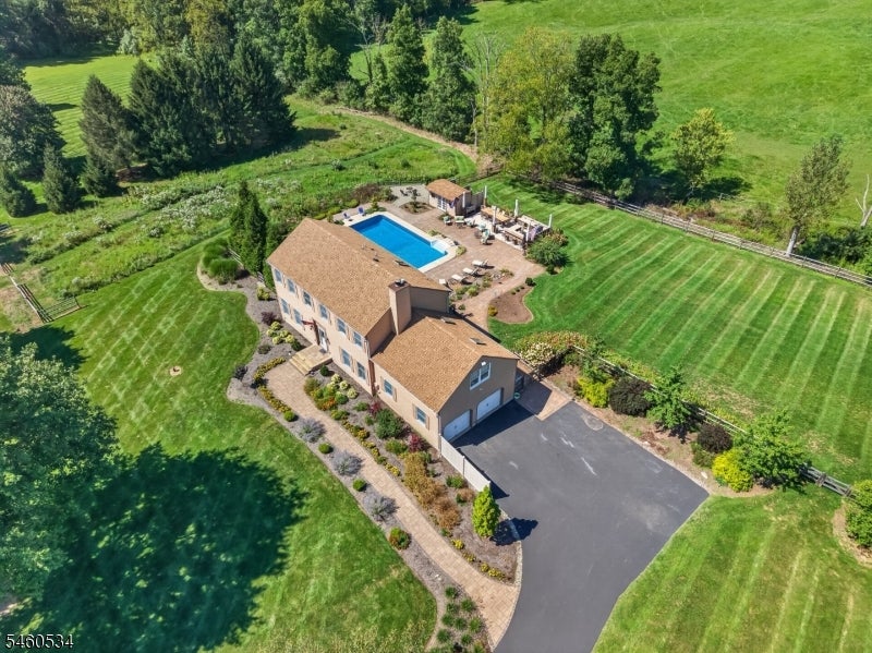 6 Pinewood Rd