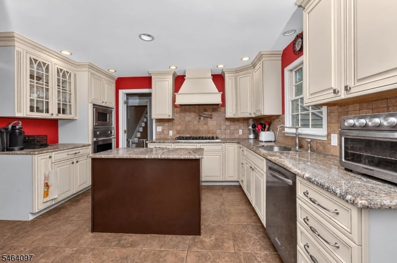 5 Campbells Brook Rd