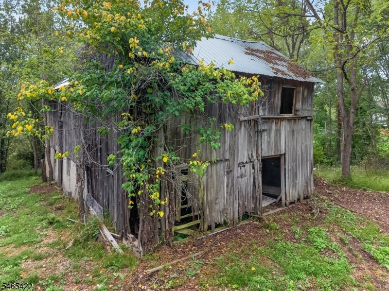 1599 COUNTY ROAD 519