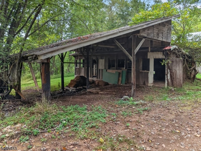 1599 COUNTY ROAD 519