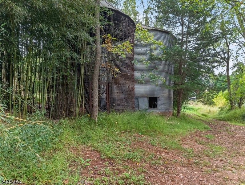 1599 COUNTY ROAD 519
