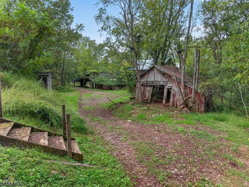 1599 COUNTY ROAD 519