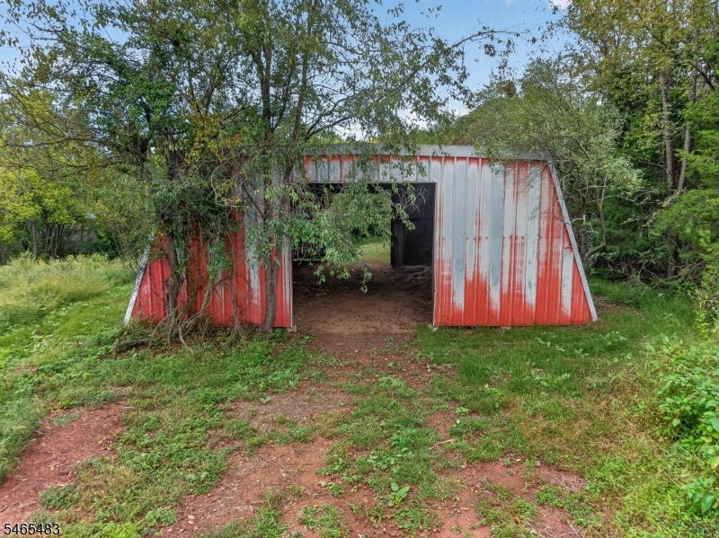 1599 COUNTY ROAD 519