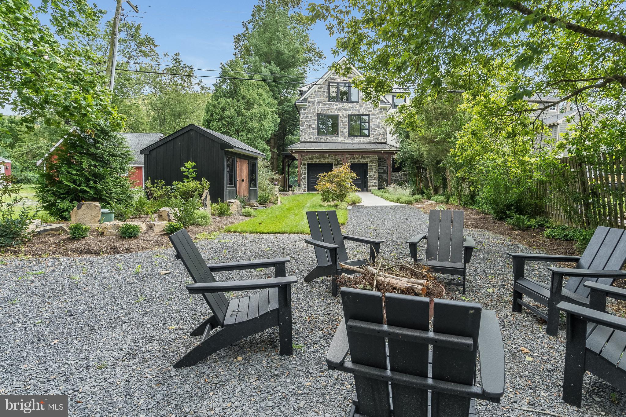 161 Byram Ln