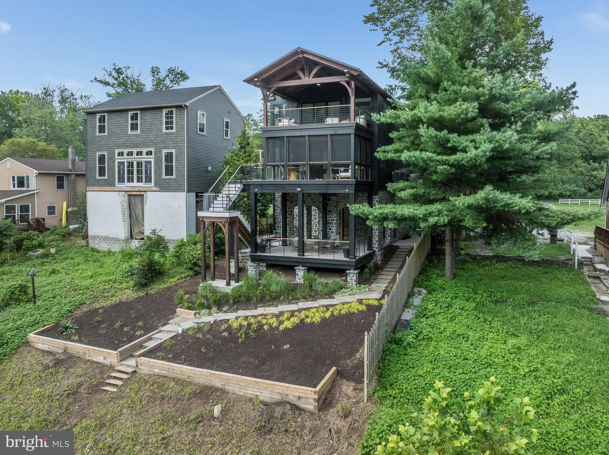 161 Byram Ln