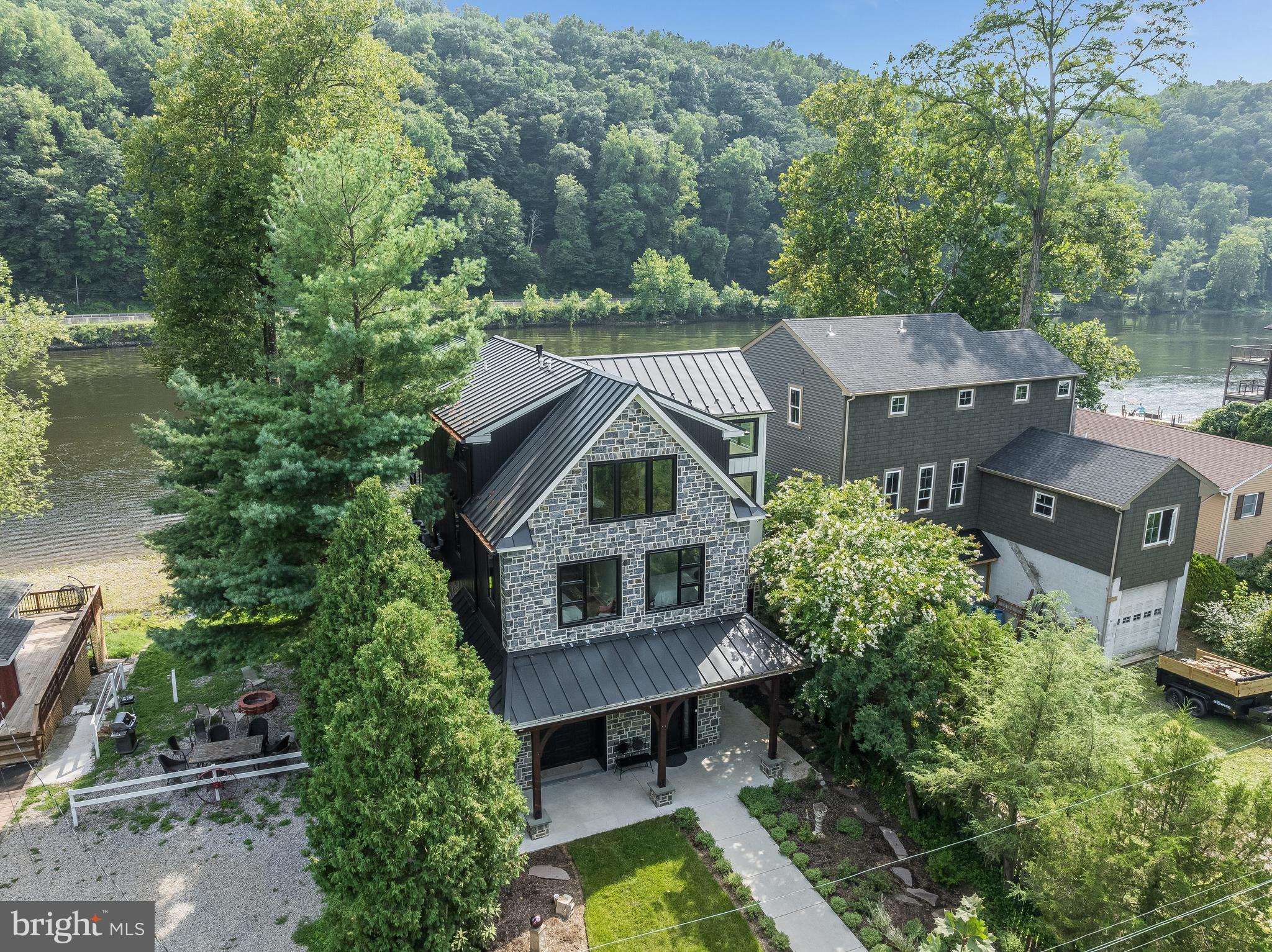 161 Byram Ln