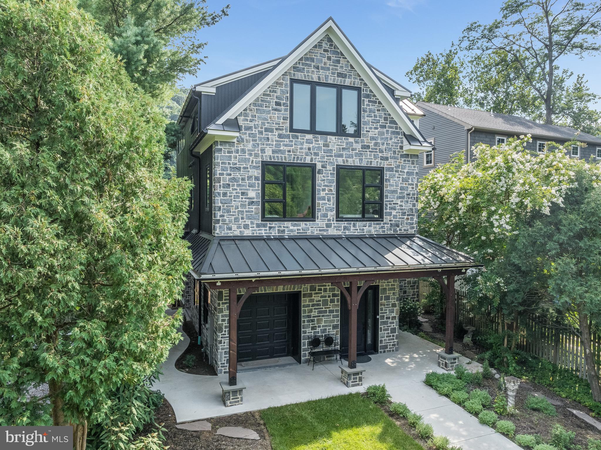 161 Byram Ln