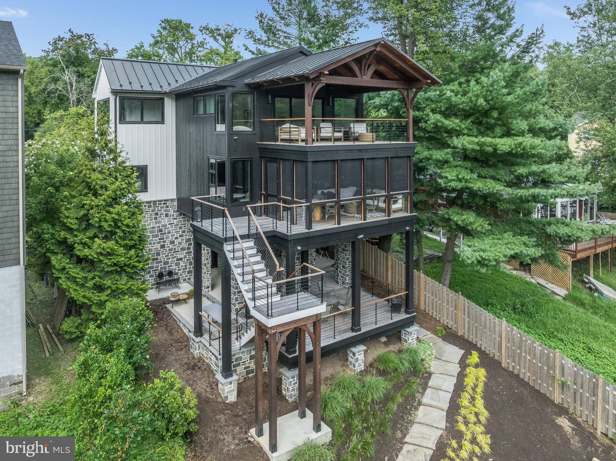 161 Byram Ln