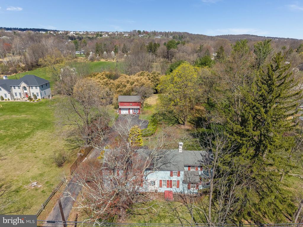 40 SERGEANTSVILLE ROAD