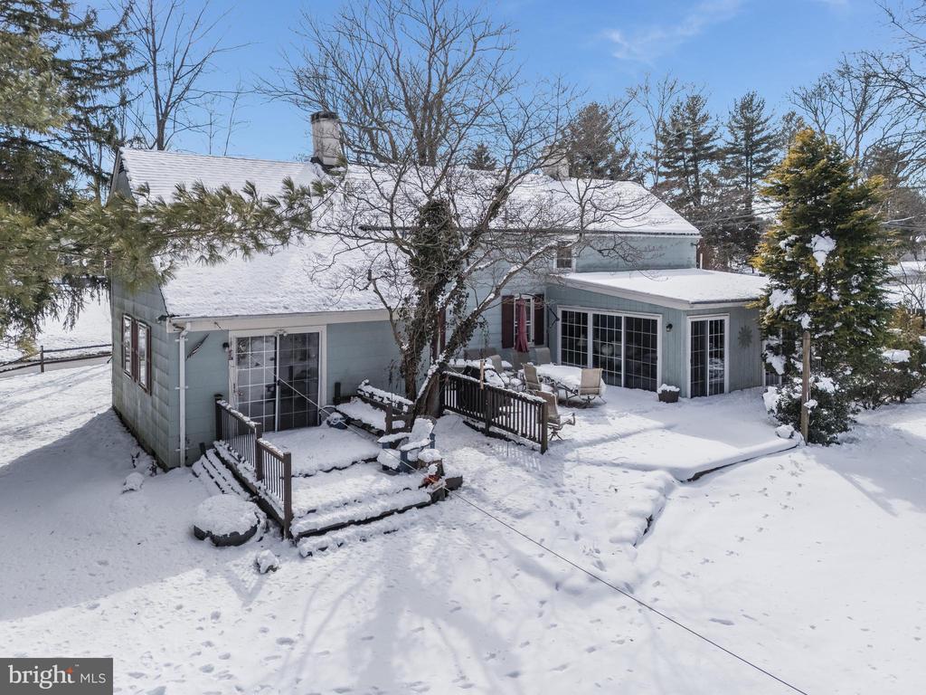 40 SERGEANTSVILLE ROAD