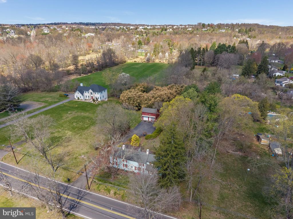 40 SERGEANTSVILLE ROAD