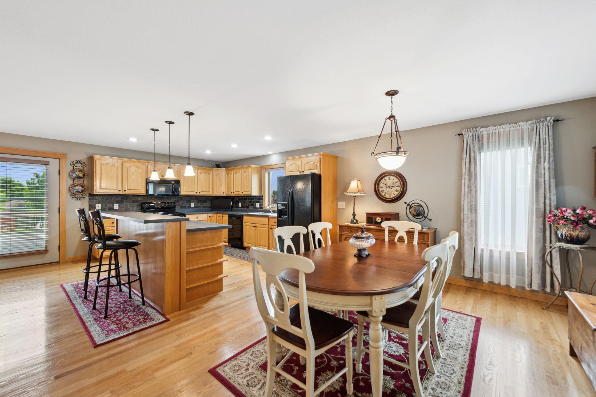 976 Ridgecrest Street