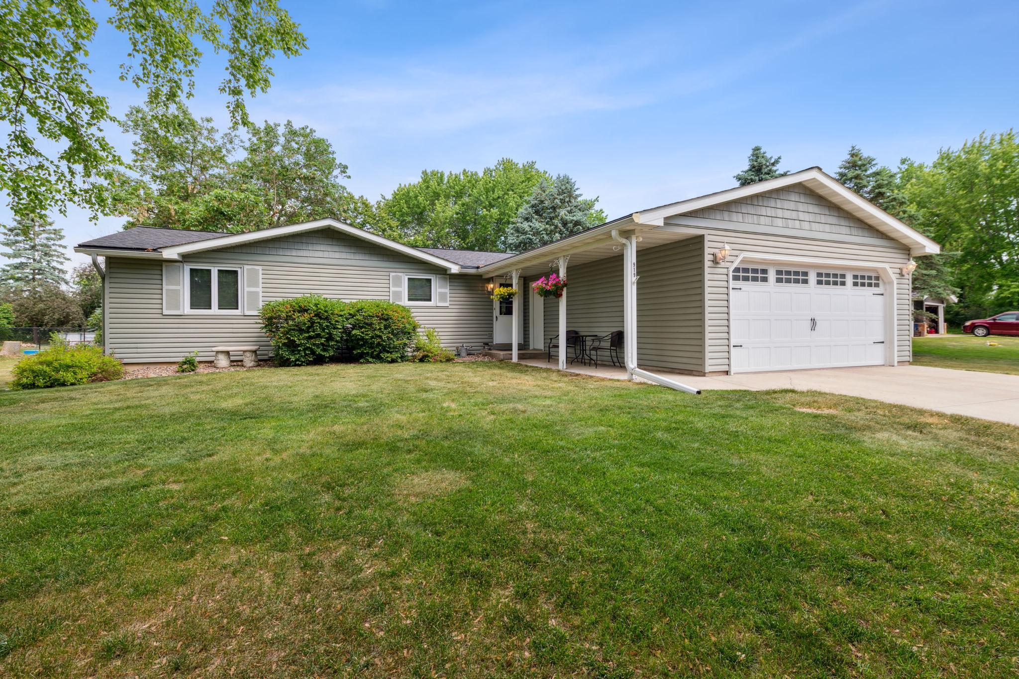 919 N Shore Drive