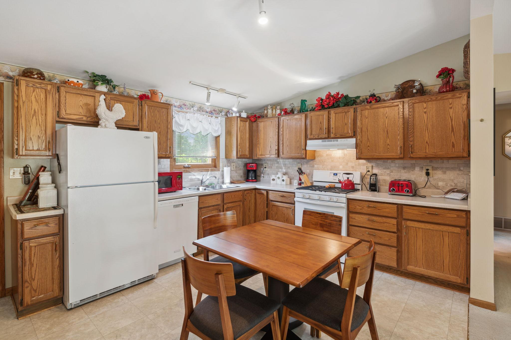 919 N Shore Drive