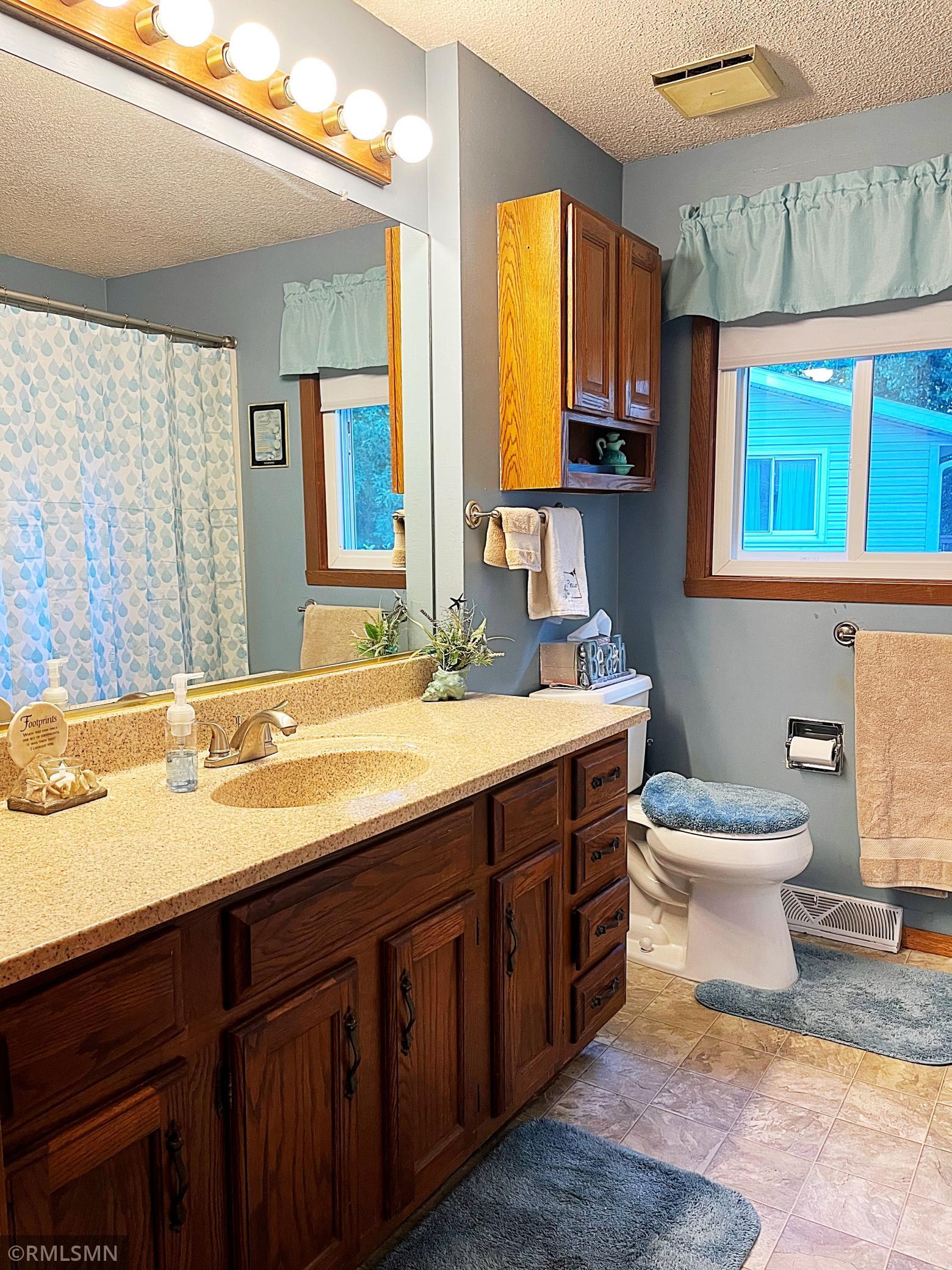 18135 Emerald Trail