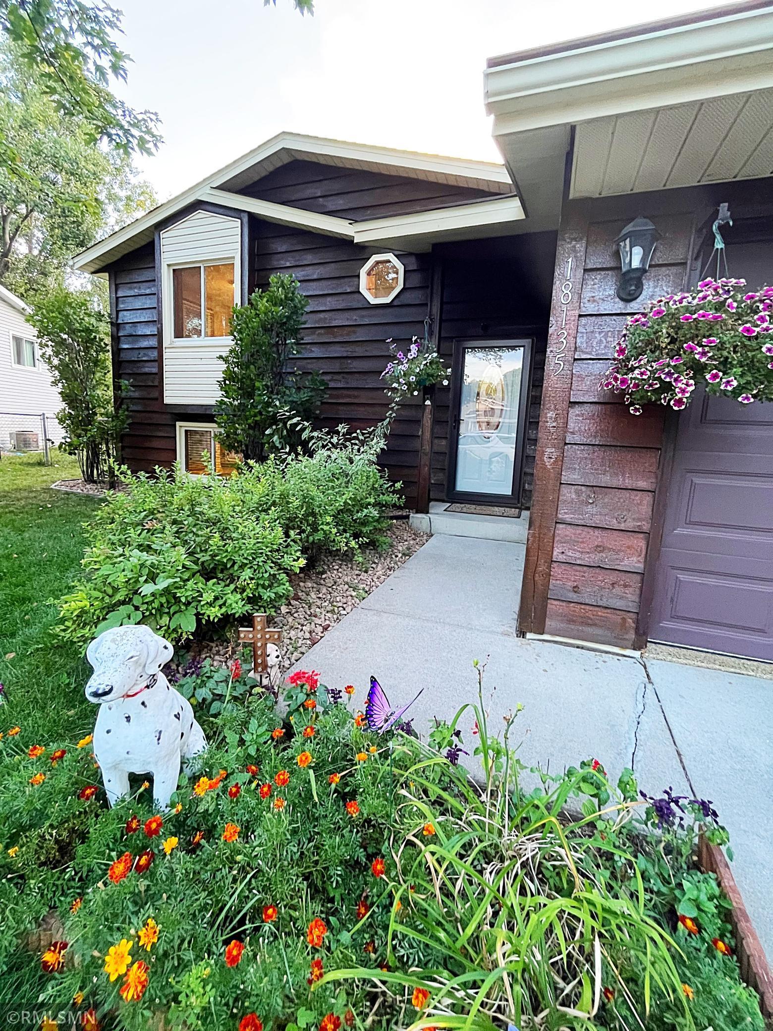 18135 Emerald Trail